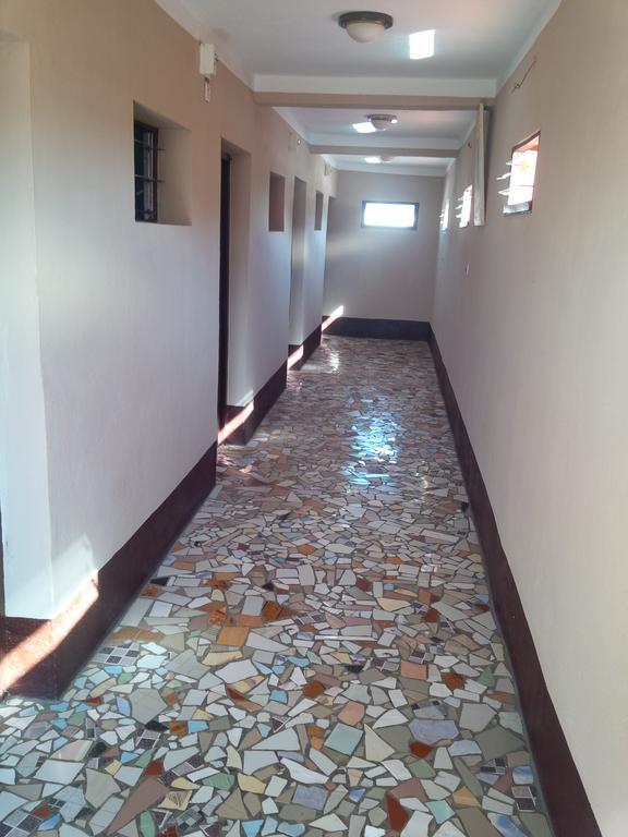 K6 Chambres D'Hote Ivato  Buitenkant foto